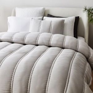 West Elm Silky TENCEL Plush Comforter, Full/Queen Set, Frost Gray